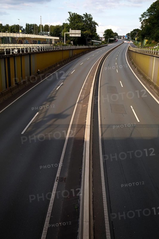 Empty A 40 motorway, full closure due to construction work until November 2024, Bochum, North Rhine-Westphalia, Germany, Europe