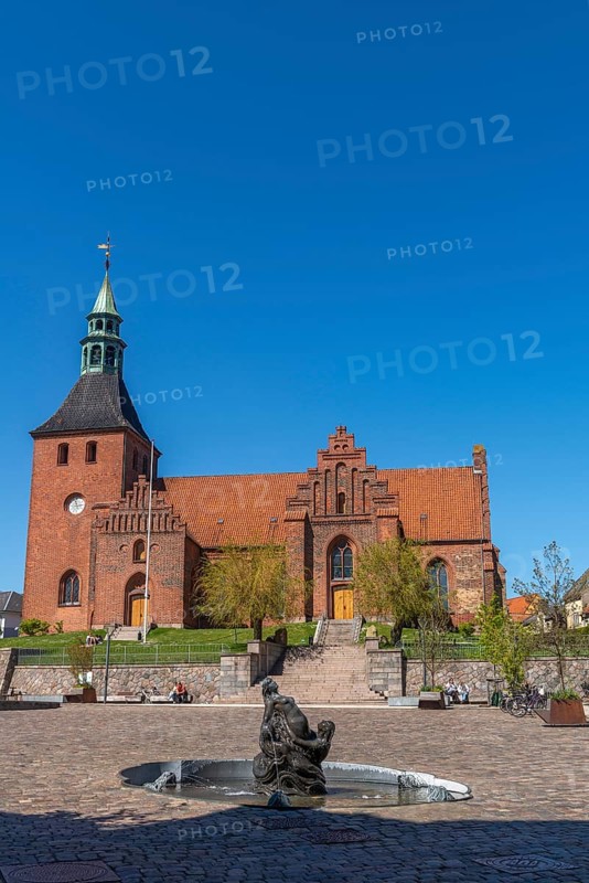 In front of Frue Kirke, Church of Our Lady on the market square, brick building, stepped gable, water features, Svendborg Old Town, Fyn, Fyn Island, Denmark, Europe