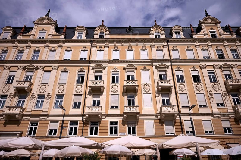 Former Hotel Esplanade, today Café Palais, Bolzano Tor, Sandplatz, historic city centre, Merano, Merano, South Tyrol, Autonomous Province of Bolzano, Italy, Europe