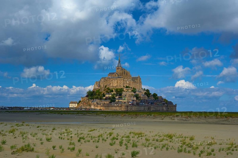 Picturesque view of Mont Saint-Michel on an island with medieval architecture, summer, Le Mont-Saint-Michel, Brittany, Normandy, France, Europe