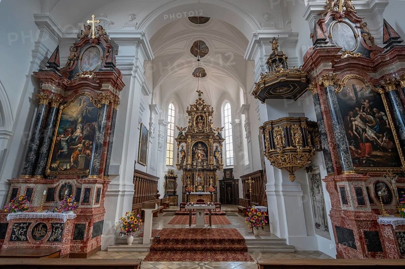 Chancel with high altar from 1630, Catholic parish church of St Emmeram, Wemding, Swabia, Bavaria, Germany, Europe