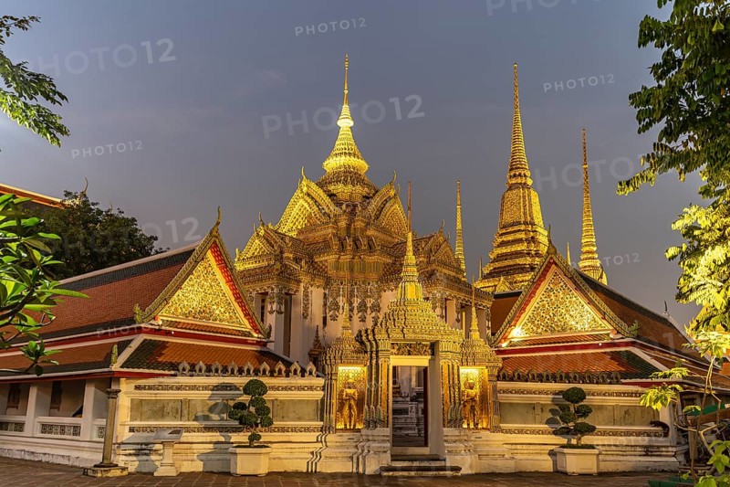 Phra Mondop Library of the Buddhist temple Wat Pho at dusk, Bangkok, Thailand, Asia
