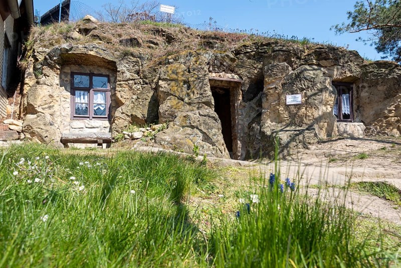 Cave dwelling, Langenstein, Saxony-Anhalt, Germany, Europe