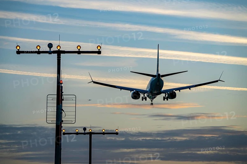 Approach to Düsseldorf International Airport, Runway North, 05L/23R, Lighting, North Rhine-Westphalia, Germany, Europe