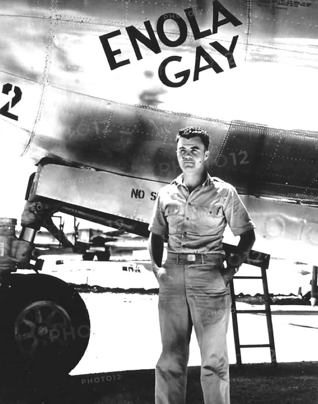 World War II: Paul Tibbets stands in front of the B-29 Enola Gay, the plane he piloted to Hiroshima and from which he dropped the world's first atomic bomb on 5 August 1945. Air war, nuclear war