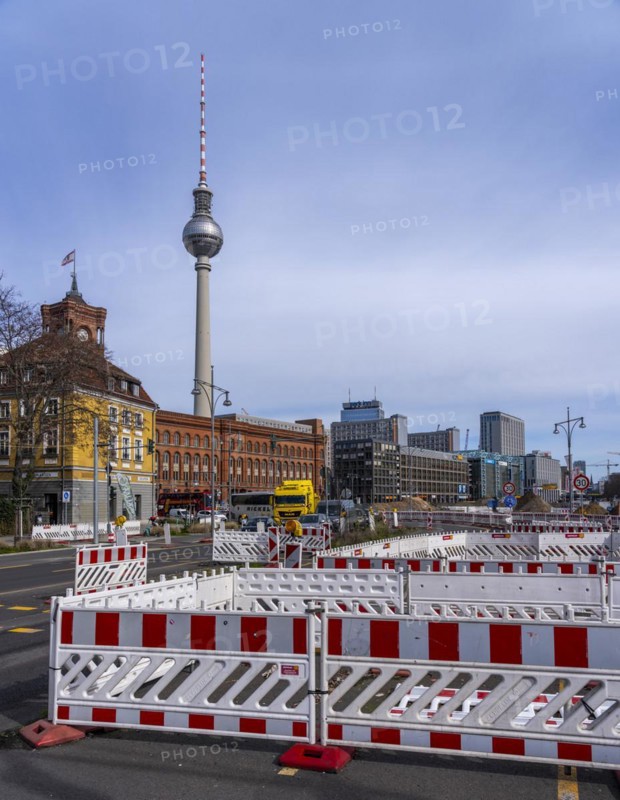Major construction site on Mühlendamm and the area around the Rotes Rathaus, Berlin, Germany, Europe