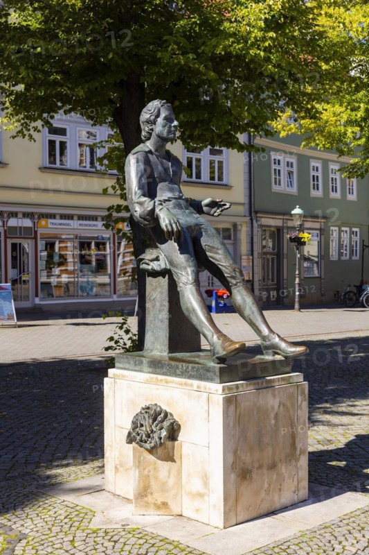 Bronze monument by Prof. Bernd Göbel (Halle Saale) to mark the 300th anniversary of Johann Sebastian Bach's birth in 1985, Arnstadt, Thuringia, Germany, Europe