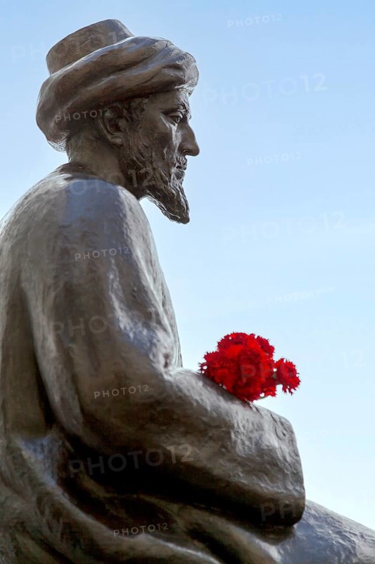 Bronze statue of Mosche ben Maimon or Ben Maimonides, Jewish philosopher 1135 1204, Cordoba, Spain, Europe