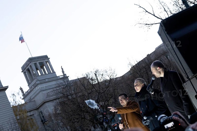 Berlin, Germany, 17 November 2024: Ilya Yashin, Yulia Navalnaya and Vladimir Kara-Mursa in front of the Russian embassy in Berlin during an anti-war demonstration in Berlin against the war in Ukraine and against political repression within Russia, Europe