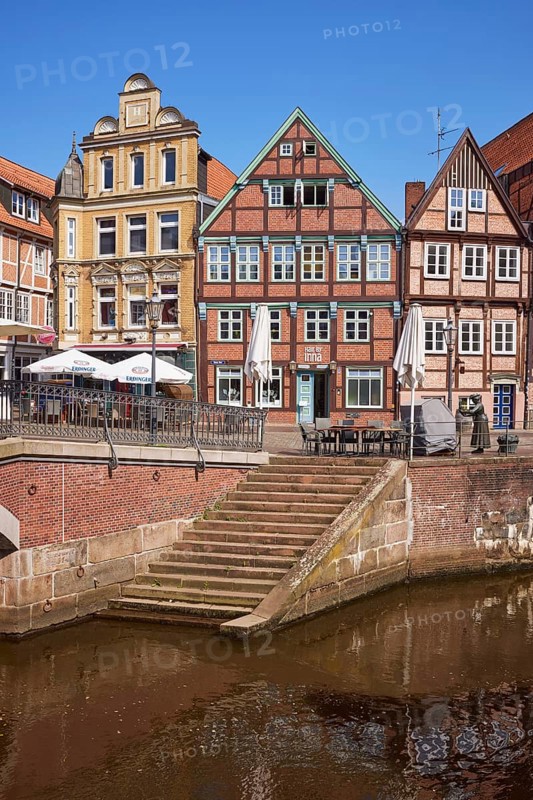 Stairway to the river Schwinge as well as half-timbered houses and gabled houses in the old Hanseatic harbour of Stade, Hanseatic city, district of Stade, Lower Saxony, Germany, Europe