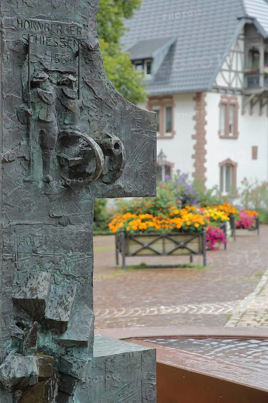 Fountain with sculpture of the Hornberg shooting, cannon, bronze, historical and famous saying, idiom, proverb, historical fountain, shooting, Hornberg, Ortenau, Southern Black Forest, Black Forest, Baden-Württemberg, Germany, Europe