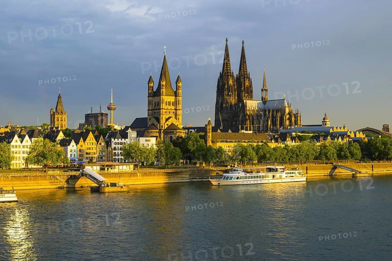City Hall, Colonius TV Tower, Gross St. Martin, Cologne Cathedral, Old Town Embankment, Rhine, Cologne, Rhineland, North Rhine-Westphalia, Germany, Europe
