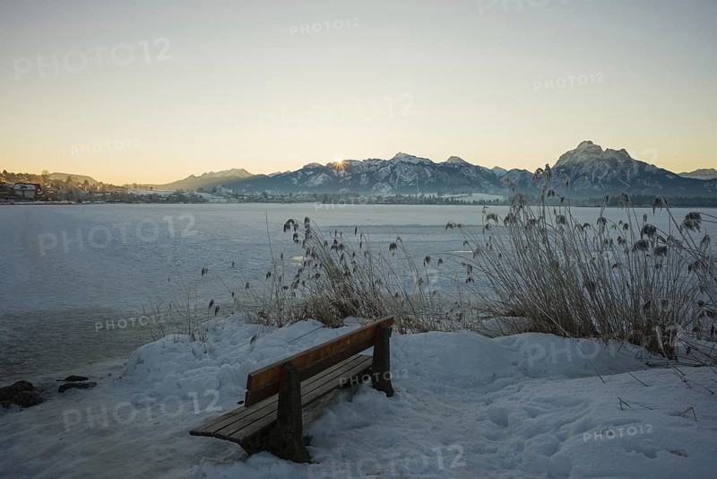 Sunrise, Lake Hopfensee, near Füssen, Ostallgäu, Allgäu, Upper Swabia, Swabia, Bavaria, Germany, Europe