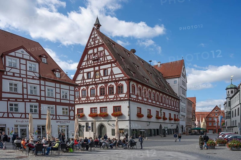 Former dance house with bread house, now municipal administration building, built in 1443, remodelled around 1830, Marktplatz 15, Nördlingen, Bavaria, Germany, Europe