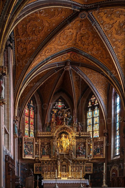 Chancel in the Minster of Our Lady, Villingen-Schwenningen, Baden-Württemberg, Germany, Europe