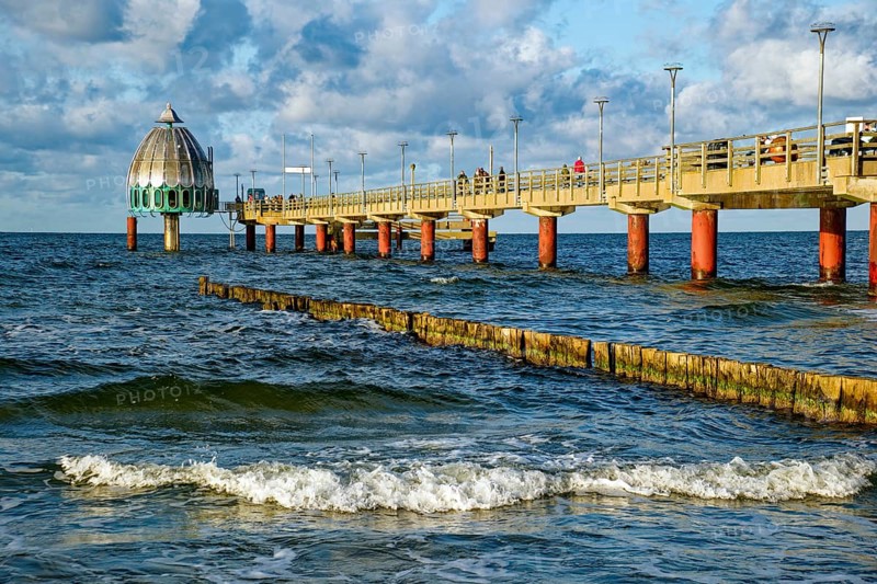 Diving gondola at the Zingst pier, cloudy mood and waves, Baltic Sea coast, Zingst, Fischland-Darß-Zingst peninsula, Mecklenburg-Western Pomerania, Germany, Europe