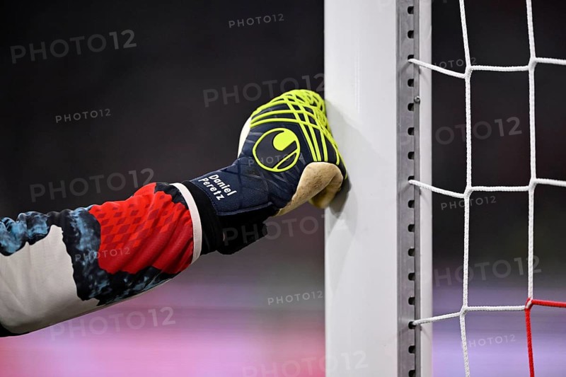 Detail, close-up, goalkeeper glove on goalpost, goalkeeper Daniel Peretz FC Bayern Munich FCB (18) Allianz Arena, Munich, Bavaria, Germany, Europe