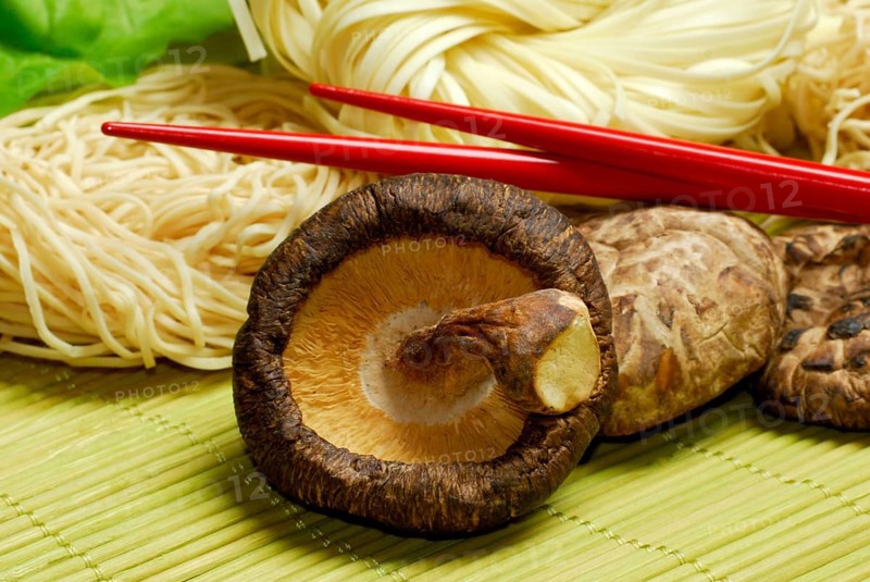 Shitake mushrooms, dried, and Asian noodles, Shiitake (Lentinus edodes) Shitake, chopsticks