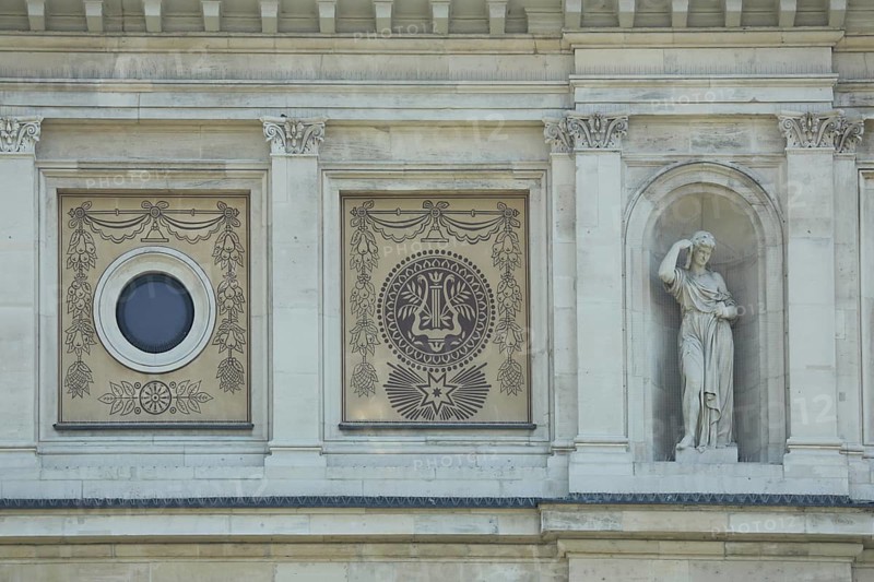 House wall with window, sculpture, figure and ornaments at the Alte Oper, Opernplatz, city centre, Main, Frankfurt, Hesse, Germany, Europe