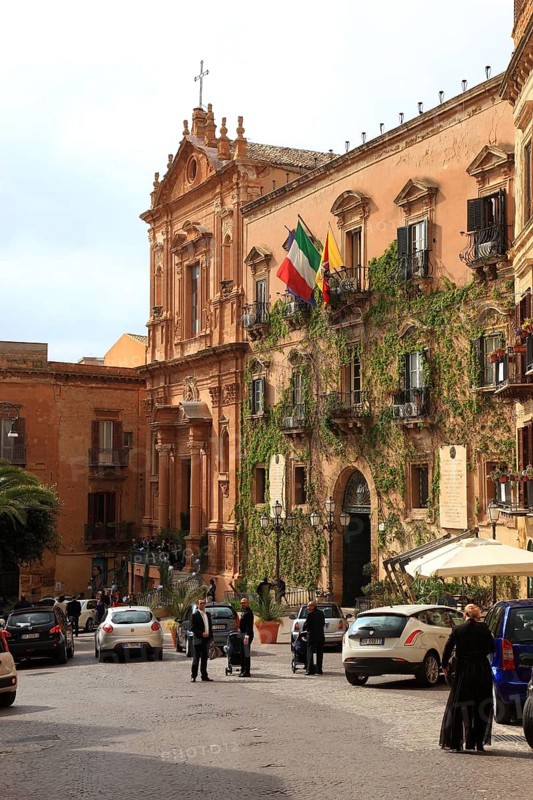 In the old town of Agrigento, Agrigento, in Piazza Piradello, the town hall, the Palazzo Comunale and the church, Chiesa di San Domenico, Sicily, Italy, Europe