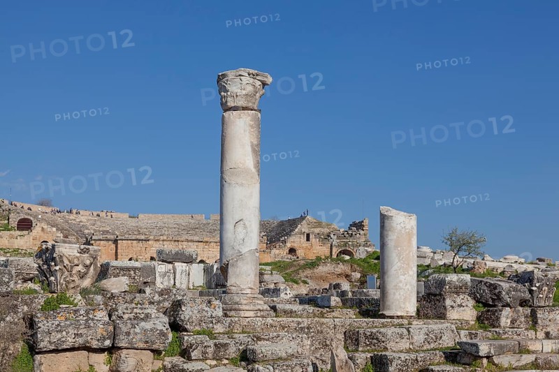 Remains and columns at Hierapolis, Hieropolis, near Pamukkale, Denizli, Western Turkey, Turkey, Asia