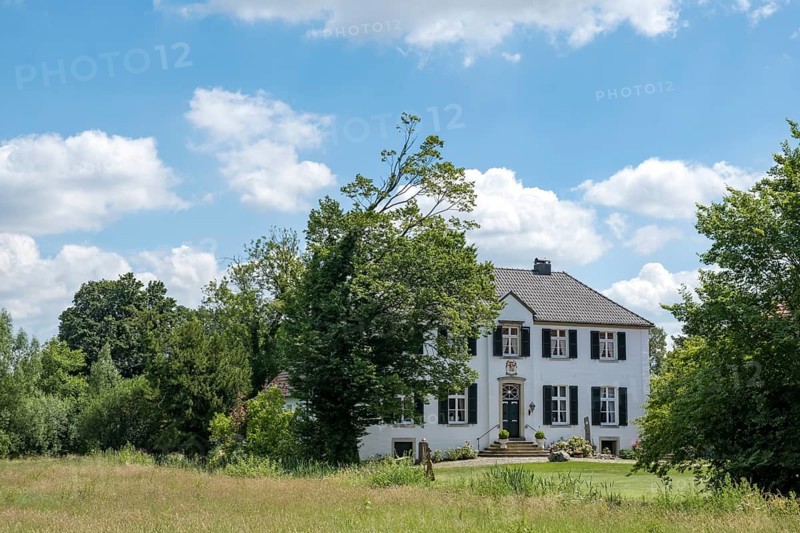 Haus Lohn manor house, early classical aristocratic residence, Südlohn, Borken district, Münsterland, North Rhine-Westphalia, Germany, Europe