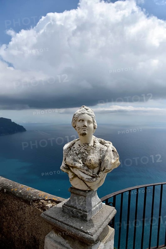 Marble bust at Terrazza dell'Infinito of Villa Cimbrone, Ravello, Amalfi Coast, Costiera Amalfitana, Province of Salerno, Campania, Italy, Europe