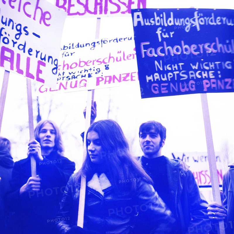 DEU, Germany: The historical colour photos from the times of the 70s show events and people from politics, culture, trade unions, working life, medicine, etc. Ruhr area. Rally for the promotion of education.70s