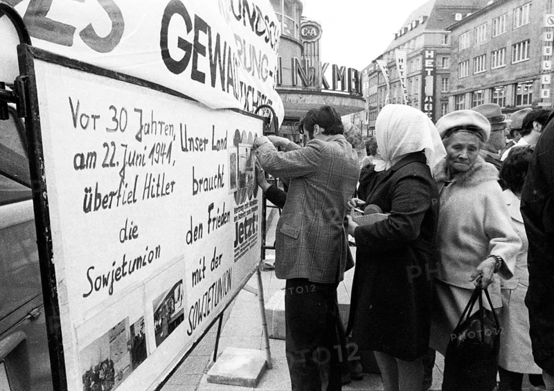 DKP supporters and leftists commemorated Hitler's invasion of the USSR on the 30th anniversary and collected signatures for ratification of the Eastern treaties, Germany, Europe