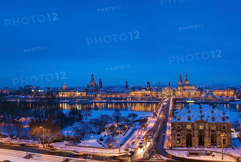 Dresden silhouette in the evening in winter