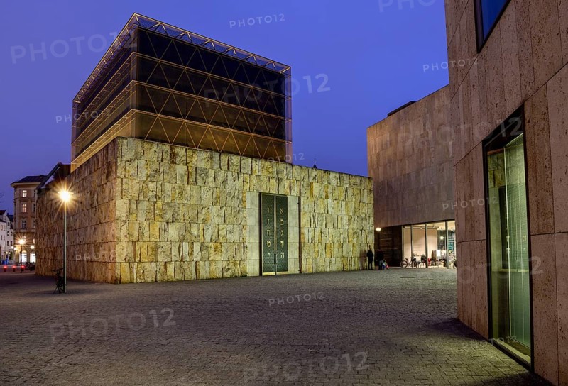Ohel Jakob Synagogue, Jewish Centre Munich, blue hour, blue hour, Sankt-Jakobs-Platz, Munich, Bavaria, Germany, Europe