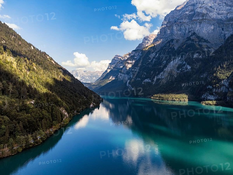 View over the Klöntalersee, Klöntal, Canton Glarus, Switzerland, Europe