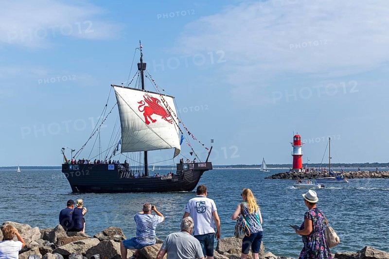 Hanseatic cog, Baltic Sea, pier light, Hanse Sail, Warnemünde, Rostock, Mecklenburg-Western Pomerania, Germany, Europe