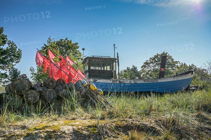 Fishing boat, installation of a fisherman behind the dune, Heringsdorf, Usedom, Mecklenburg-Vorpommern, Germany, Europe