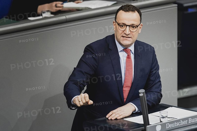 Jens Spahn, Mitglied des Deutschen Bundestages (CDU CSU), aufgenommen im Rahmen einer Sitzung des Deutschen Bundestages zum Thema 'Halbzeit der Wahlperiode' in Berlin, 14.12.2023