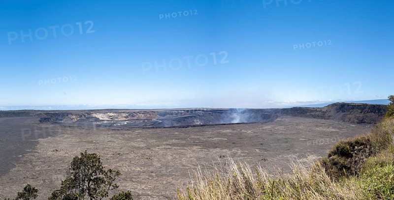 Kilauea Volcanic Crater, Crater Rim Trail West, Hawaii Volcanoes National Park, Big Island, Hawaii, USA, North America