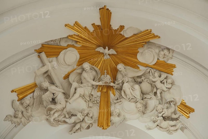 Interior view and detail of fresco with biblical scene with dove of peace, figures, Trinity, dove, light, cross, enlightenment, in the cathedral, St. Salvator, biblical, Christian, Fulda, Hesse, Germany, Europe