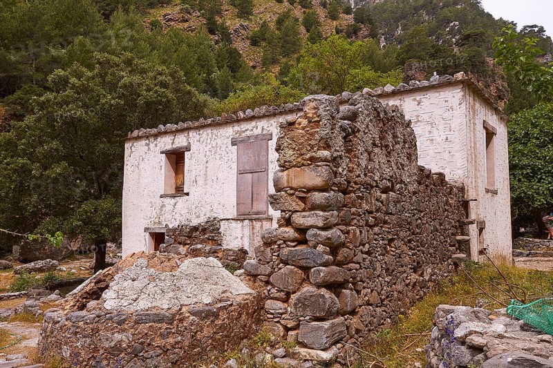 Buildings, stone walls, ruins, Samaria settlement, rest area, Samaria Gorge, Samaria, gorge, national park, Omalos, Lefka Ori, White Mountains, West Crete, island of Crete, Greece, Europe