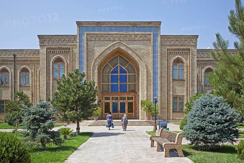 The old Koran school in the historic center of Tashkent in Silk Road style architecture, Uzbekistan, Asia