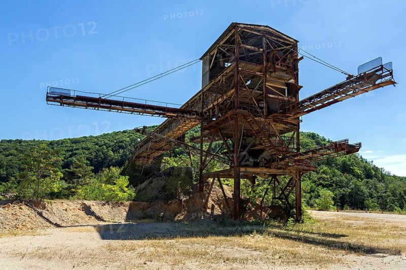 Conveyor system and sorting plant in the disused Vatter porphyry quarry, Dossenheim, Baden-Württemberg, Germany, Europe