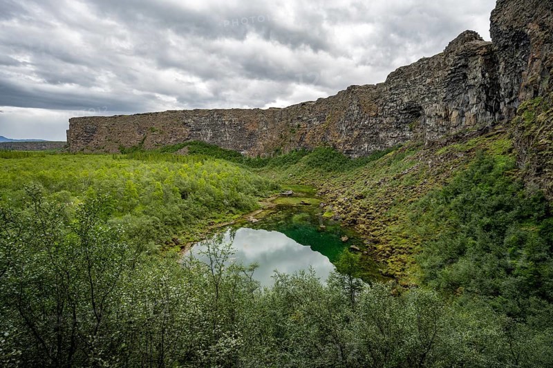 Asbyrgi Canyon, Lake Botnstjörn, Lake on a cliff, Icelandic Highlands, Iceland, Europe