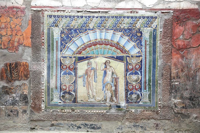 Neptune and Amphitrite, wall mosaic in house no. 22 in the ruined city of Herculaneum, Campania, Italy, Europe