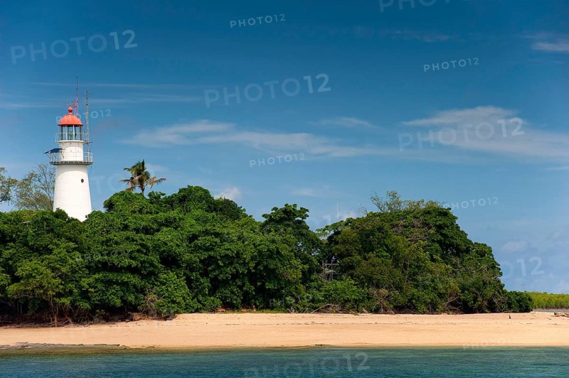 Uninhabited coral island Low Island near Port Douglas, Barrier reef, Quennsland, Australia, Oceania