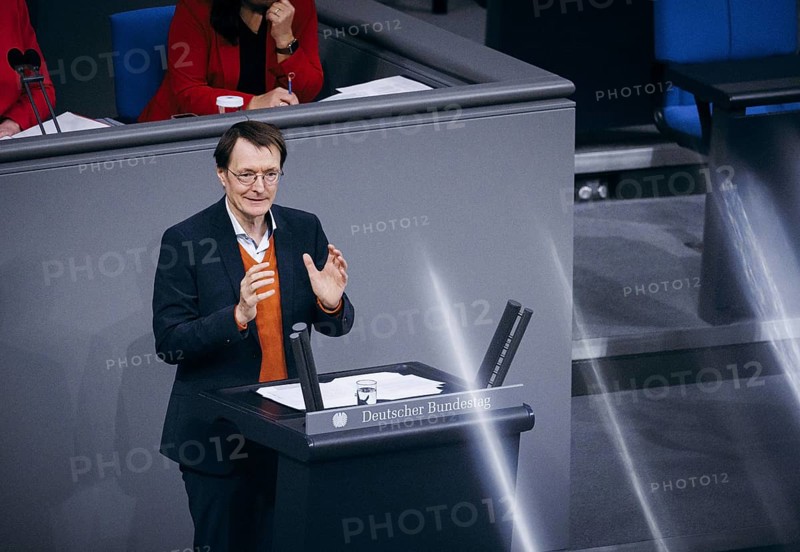 Karl Lauterbach (SPD), Bundesminister fuer Gesundheit, aufgenommen im Rahmen einer Rede zur 144. Sitzung des 20. Deutschen Bundestages in Berlin, 14.12.2023. Berlin, 14.12.2023