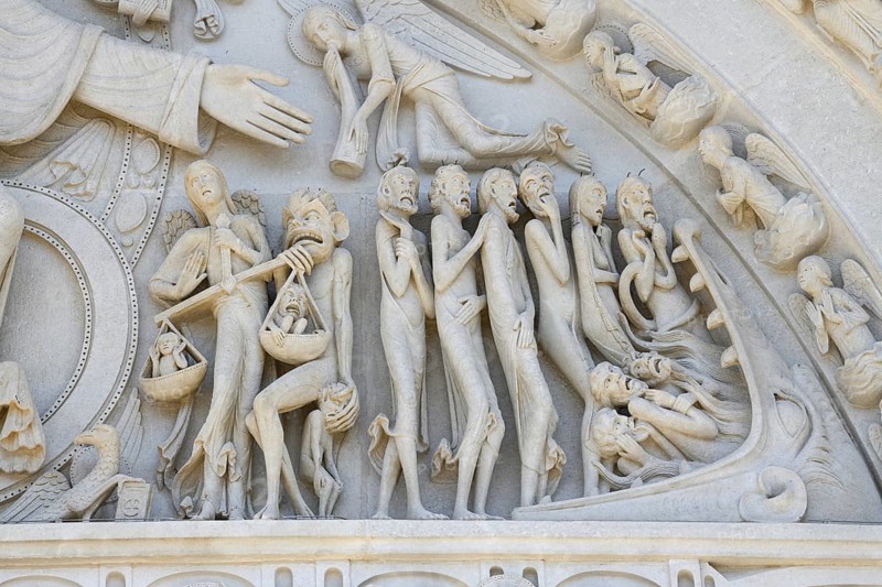 Tympanum of the early Gothic basilica Sainte-Marie-Madeleine, Last Judgement, detail, Vézelay, Département Yonne, Region Bourgogne-Franche-Comté, Burgundy, France, Europe