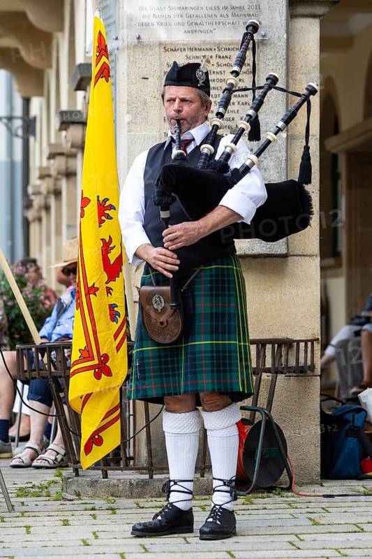 Bagpipers, musicians, music concert, Scottish flag, Sigmaringen, Baden-Württemberg, Germany, Europe