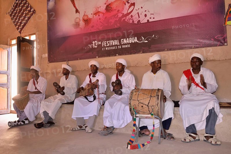 Gnaoua musicians, Merzouga, Meknès-Tafilalet region, Morocco, Africa
