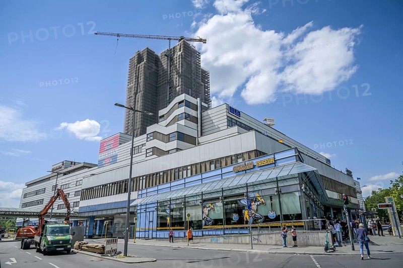 Building site Überlin residential building, Steglitzer Kreisel, Schlossstraße, Steglitz, Berlin, Germany, Europe