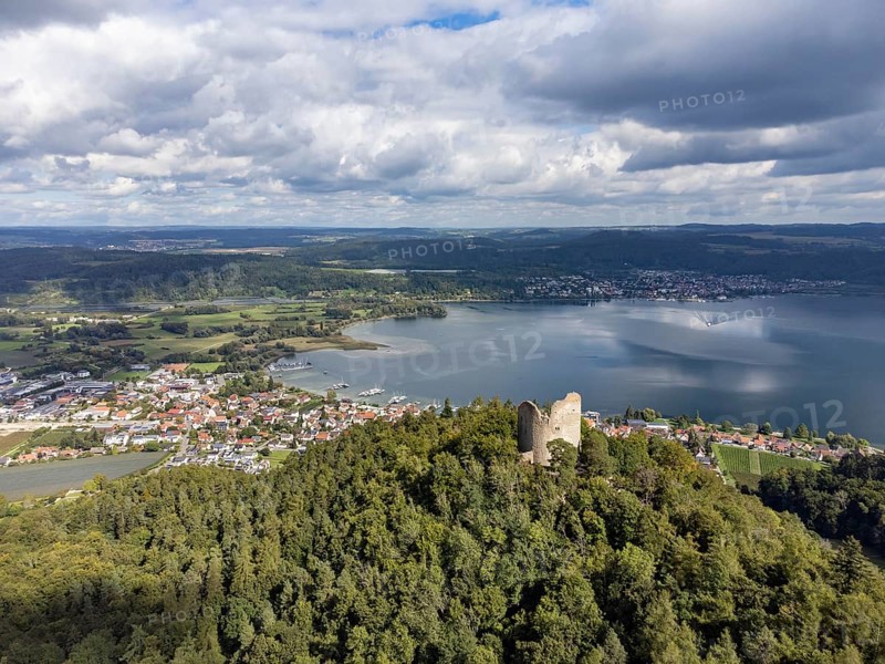Aerial view of Lake Constance with the ruins of Altbodman with the village of Bodman-Ludwigshafen, Constance district, Baden-Württemberg, Germany, Europe