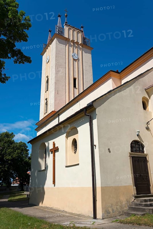 Catholic Church of St Peter and Paul, Podivín, Kostel, Podiwin, Breclav, Jihomoravský kraj, Czech Republic, Europe